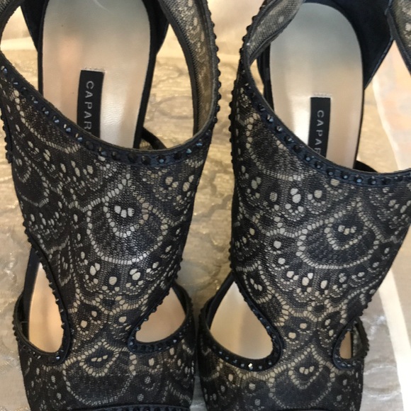 Beautiful heels - Picture 2 of 6